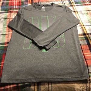 Adidas grey and green T-shirt short sleeve, Medium.